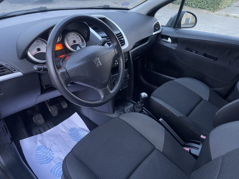 PEUGEOT 207 ACTIVE 1.4e 75CV PREMIERE MAIN CT OK CLIM GARANTIE 