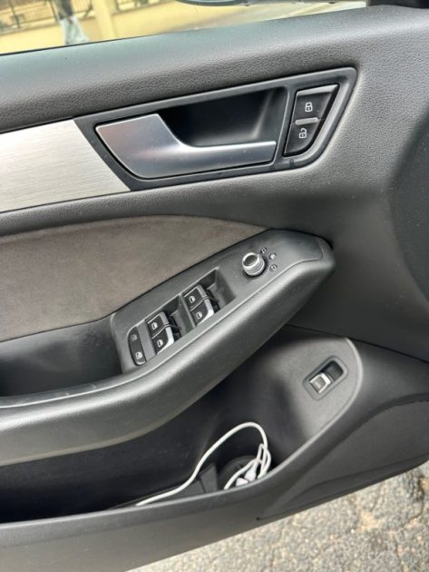 AUDI Q5 2.0 TDI QUATTRO 190 CV S-LINE / BVA / Aide stationnement AV AR / CLIM/ Siège chauffant / GPS