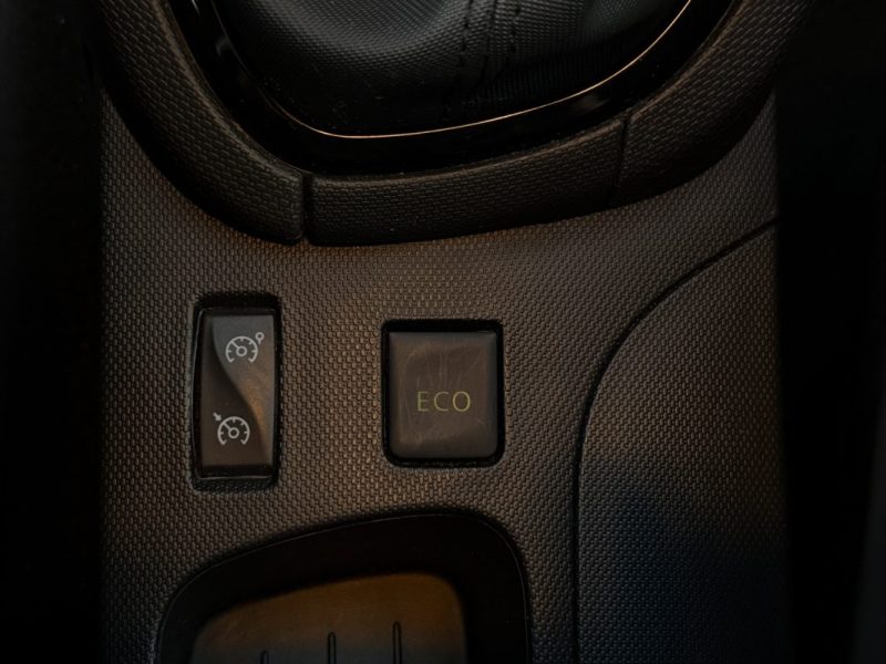 RENAULT CLIO 0.9 TCE 90cv Clim auto / GPS