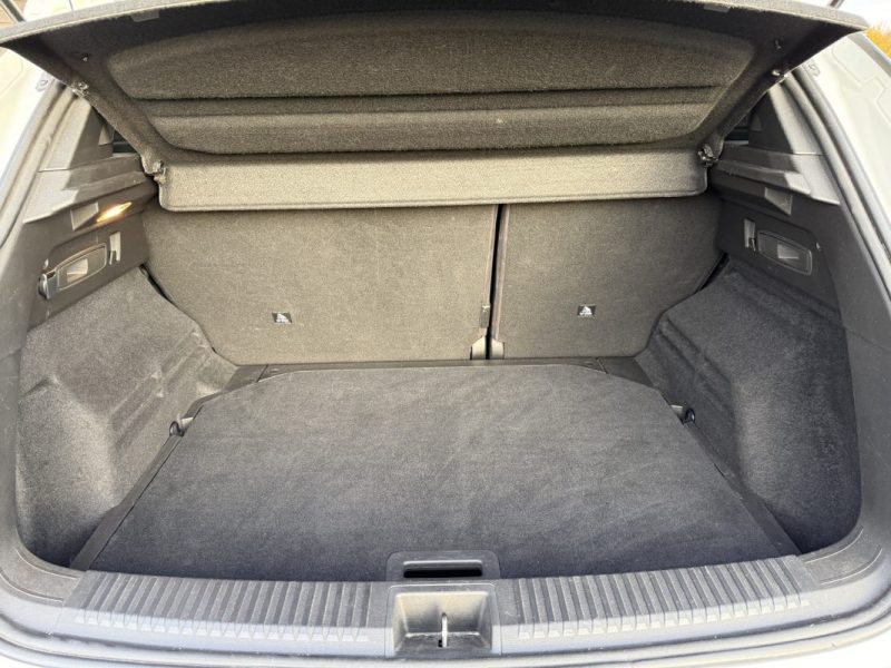 RENAULT Austral 1.2 E-TECH 200 TECHNO Carplay / Sièges chauffants / Caméra