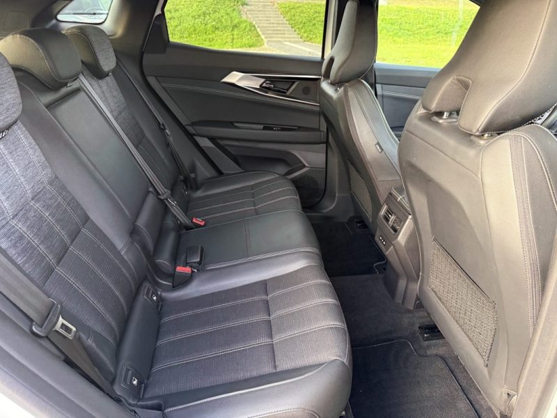 RENAULT Austral 1.2 E-TECH 200 TECHNO Carplay / Sièges chauffants / Caméra