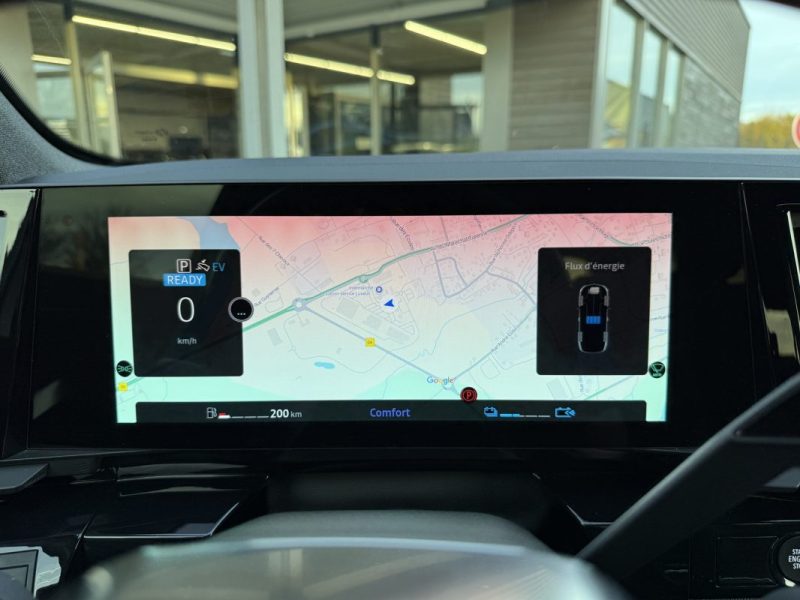 RENAULT Austral 1.2 E-TECH 200 TECHNO Carplay / Sièges chauffants / Caméra