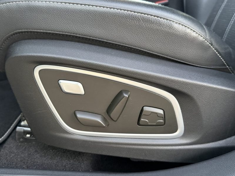 RENAULT Austral 1.2 E-TECH 200 TECHNO Carplay / Sièges chauffants / Caméra