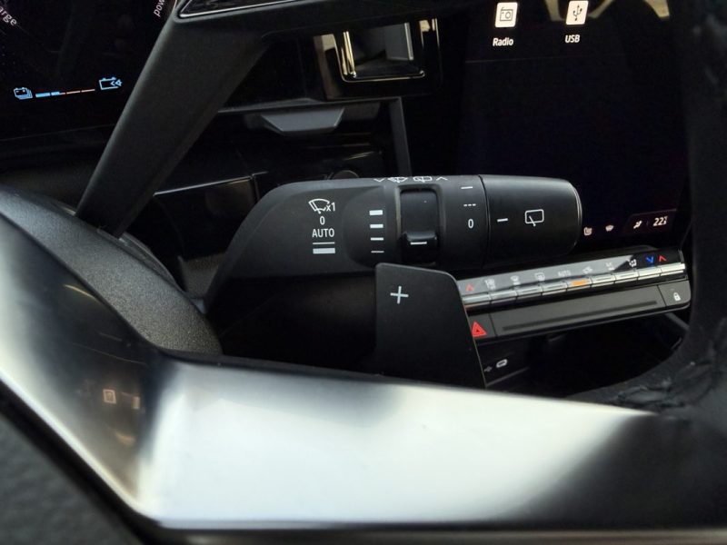 RENAULT Austral 1.2 E-TECH 200 TECHNO Carplay / Sièges chauffants / Caméra