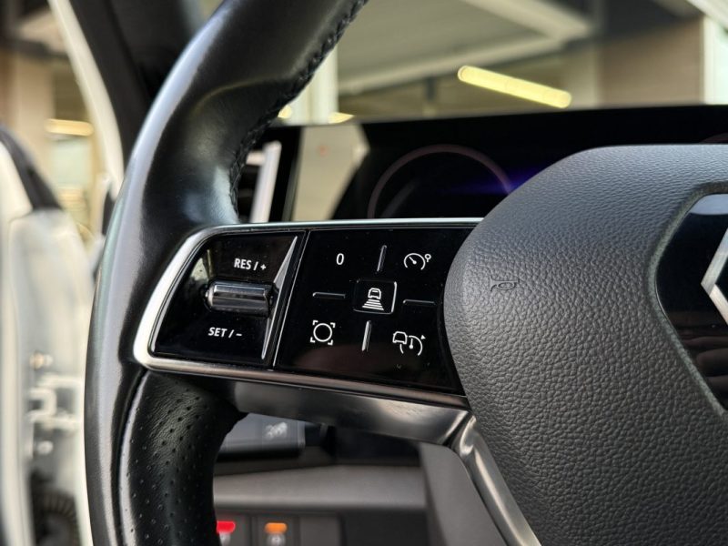 RENAULT Austral 1.2 E-TECH 200 TECHNO Carplay / Sièges chauffants / Caméra