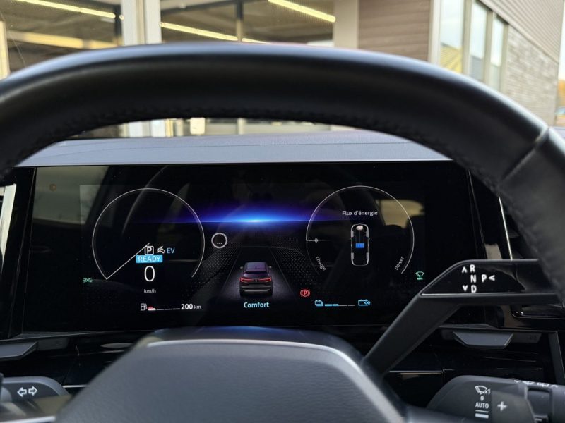 RENAULT Austral 1.2 E-TECH 200 TECHNO Carplay / Sièges chauffants / Caméra