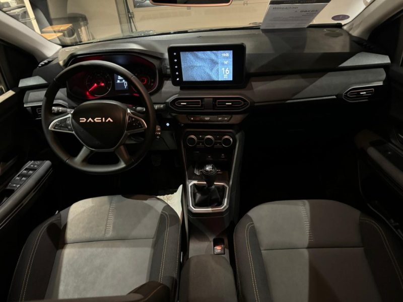 DACIA JOGGER 1.0 ECO-G 100 EXTREME + 7 PLACES / ATTELAGE  2024