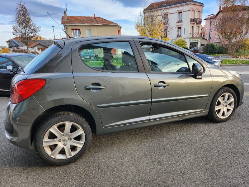PEUGEOT 207 1.6L VTI 120CH BVA 2008