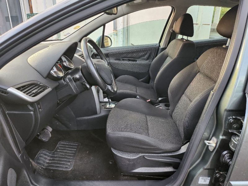 PEUGEOT 207 1.6L VTI 120CH BVA 2008