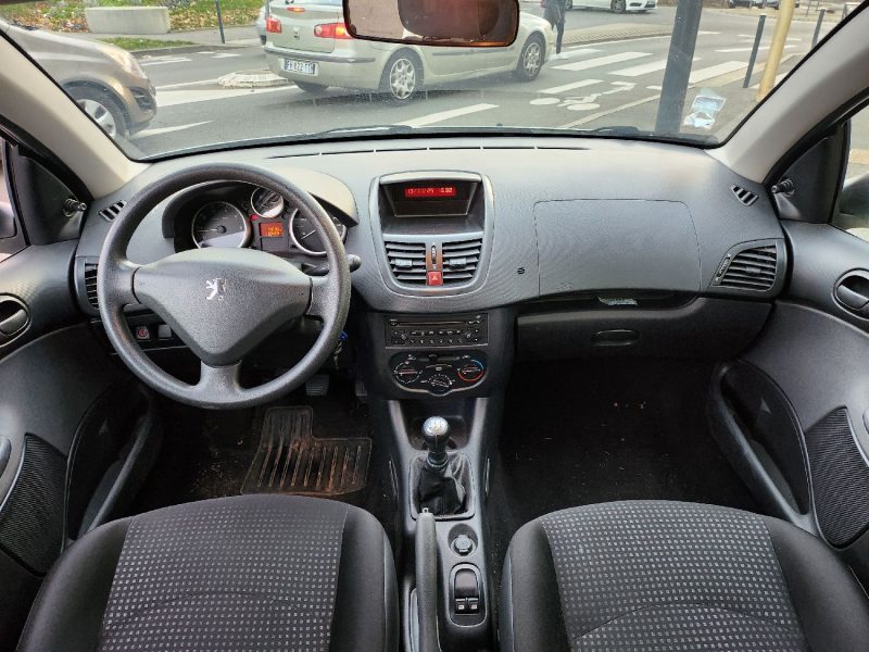 PEUGEOT 206+ 1.4I 75CH 2011
