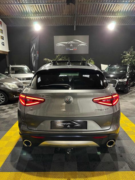 MAGNIFIQUE ALFA ROMEO STELVIO LUSSO 210CH (PREMIÈRE MAIN, FULL ENTRETIEN, TOIT OUVRANT, ATTELAGE)