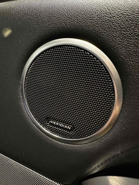 MAGNIFIQUE LAND ROVER RANGE ROVER SPORT 2.0 P400e SE 404 CH (TOIT OUVRANT, SONO MERIDIAN)