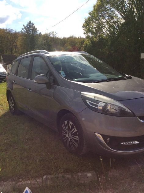 RENAULT SCENIC 1.5 DCI 110CH EXPRESSION 7 PLACES