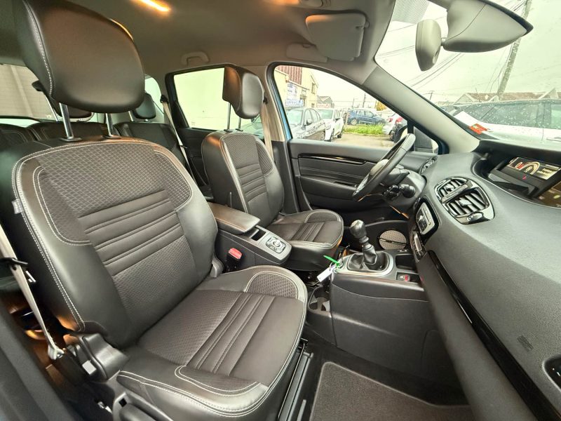 RENAULT SCENIC 3 PHASE 3 BOSE 1.2I - 130CV 16V TURBO TCE 2014