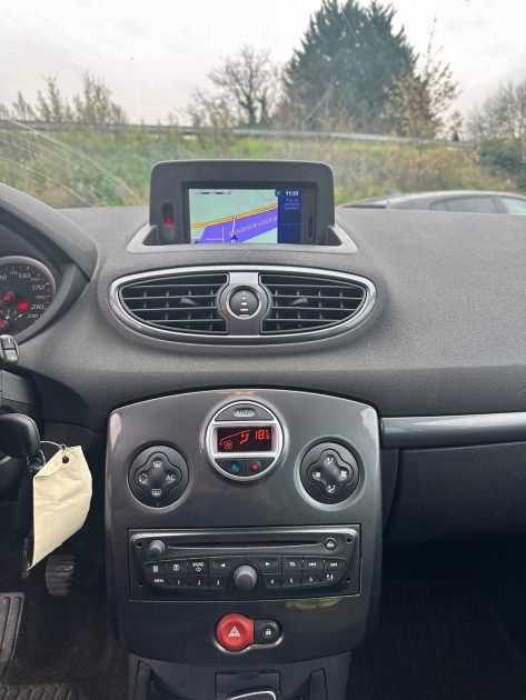 RENAULT CLIO III EXCEPTION 1.5DCI 85 2010