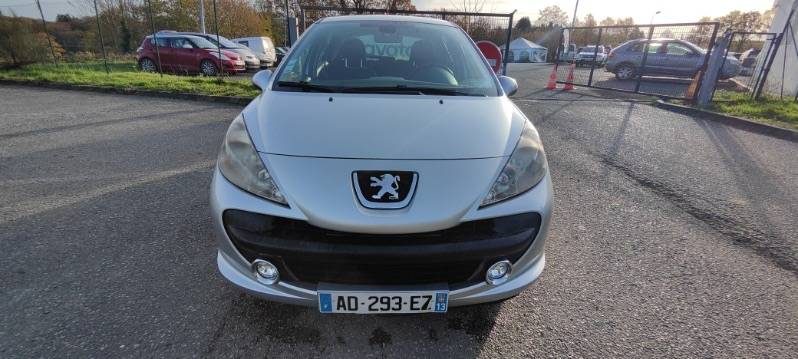 Peugeot 207 1.4 HDI 70 Style 