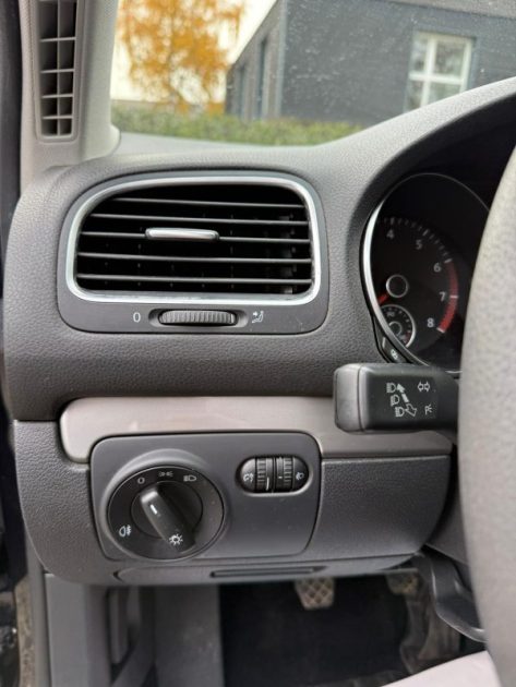 VOLKSWAGEN GOLF VI 1.4l  80CV TRENDLINE 5P 2009