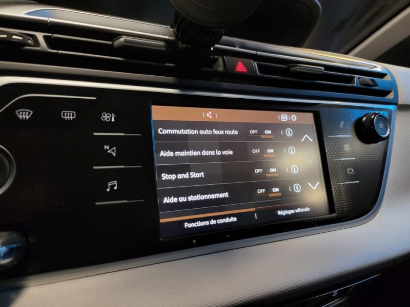 CITROEN C4 1.2 130ch EAT8 SPACETOURER FEEL / SIEGES MASSANTS / APPLE CARPLAY