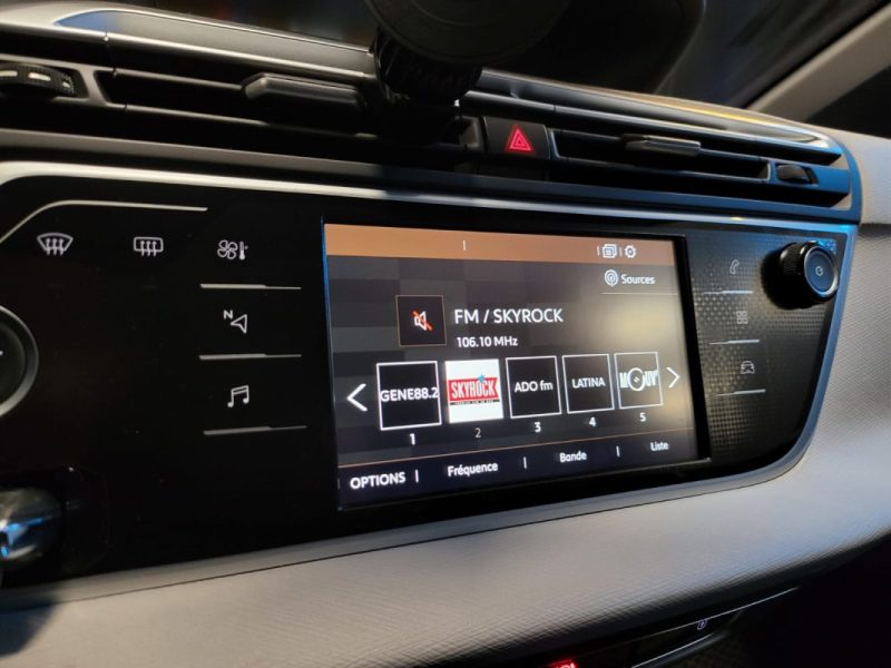 CITROEN C4 1.2 130ch EAT8 SPACETOURER FEEL / SIEGES MASSANTS / APPLE CARPLAY