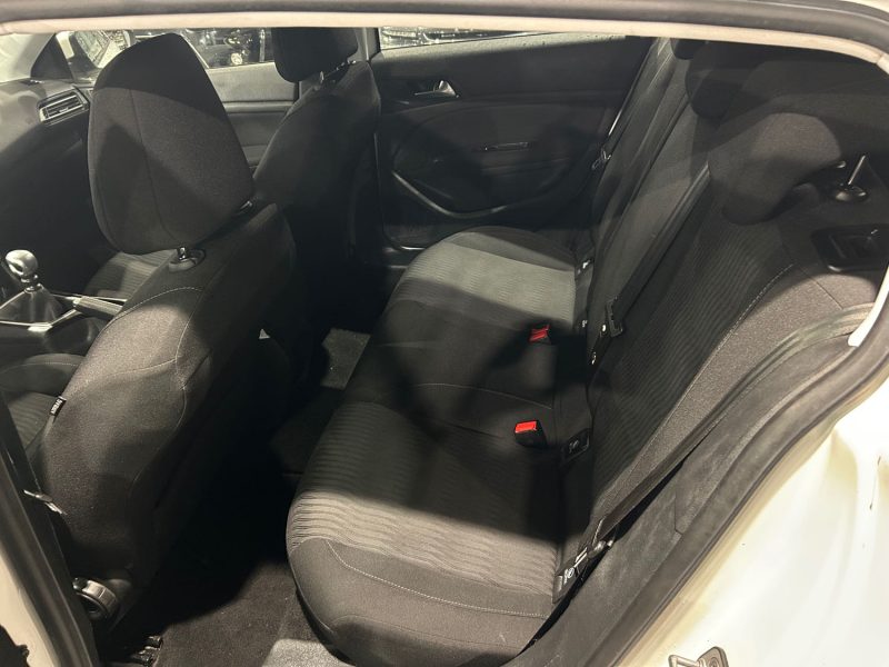 PEUGEOT 308 II 1.6 HDI 115CH