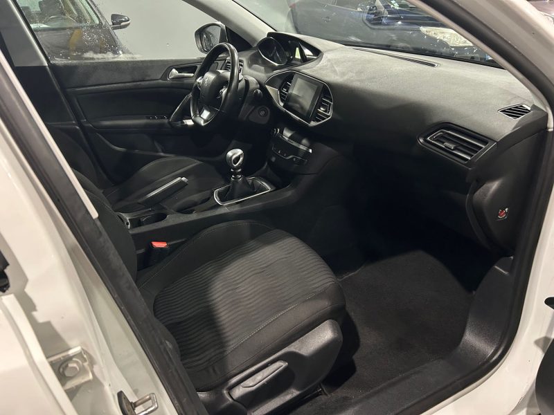 PEUGEOT 308 II 1.6 HDI 115CH