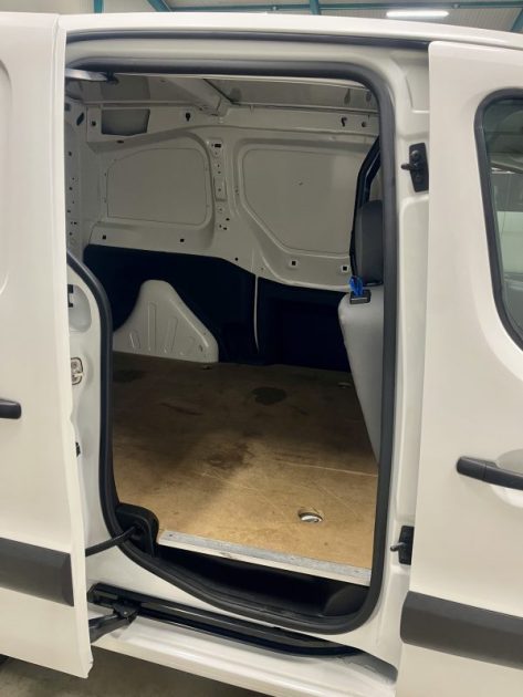 CITROEN Berlingo 20 L1 1.6 hdi 90ch Business BVM 3 places GARANTIE 6 MOIS 