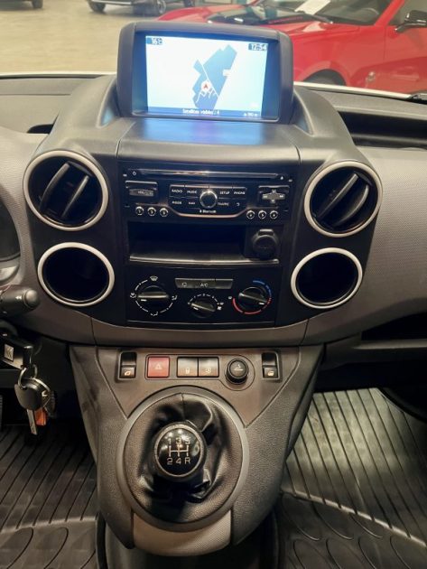 CITROEN Berlingo 20 L1 1.6 hdi 90ch Business BVM 3 places GARANTIE 6 MOIS 