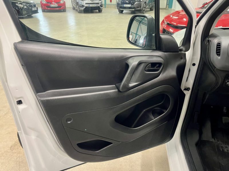 CITROEN Berlingo 20 L1 1.6 hdi 90ch Business BVM 3 places GARANTIE 6 MOIS 