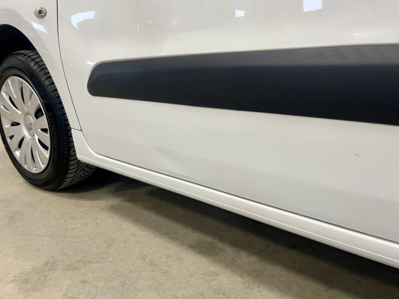 CITROEN Berlingo 20 L1 1.6 hdi 90ch Business BVM 3 places GARANTIE 6 MOIS 