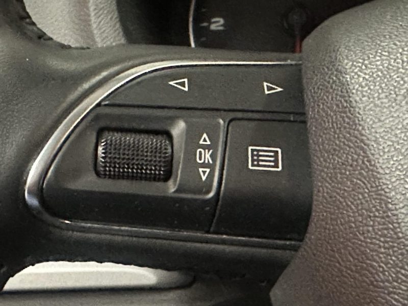 AUDI A3 SPORTBACK 1.6 TDI 110CH FAP BUSINESS LINE S TRONIC 7 2014