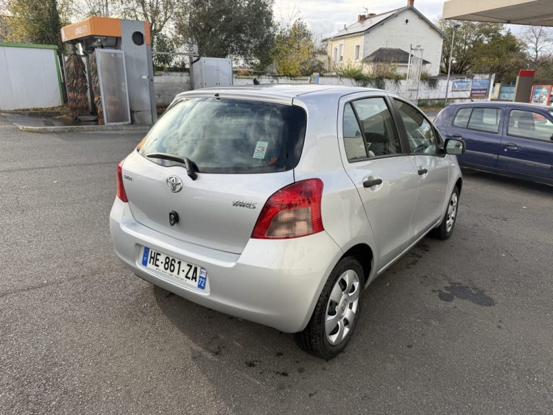 TOYOTA YARIS 1.0 VVT-I 