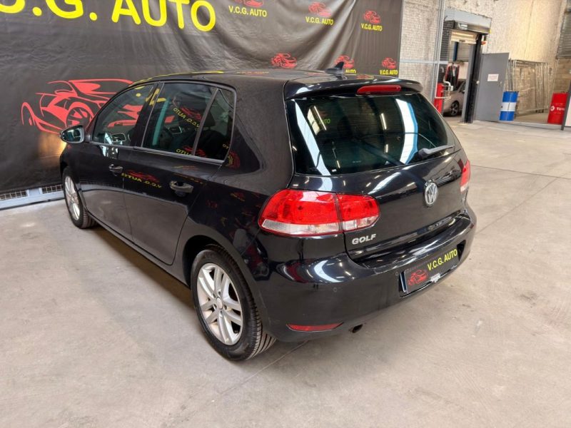 VOLKSWAGEN GOLF 1.6 TDI 105ch Confortline 