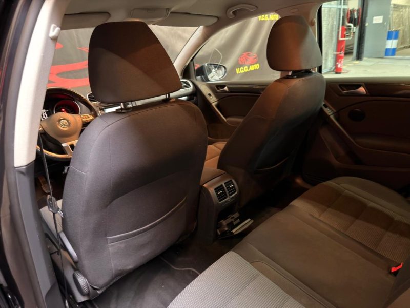 VOLKSWAGEN GOLF 1.6 TDI 105ch Confortline 