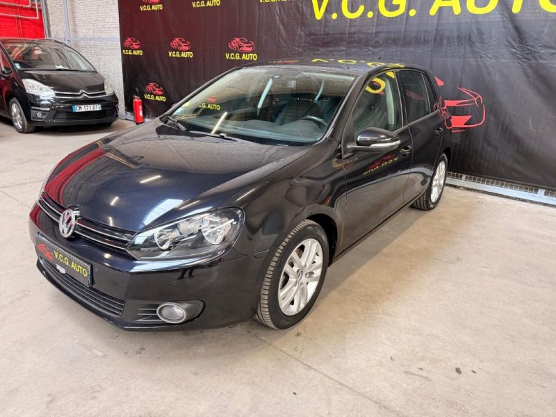 VOLKSWAGEN GOLF 1.6 TDI 105ch Confortline 
