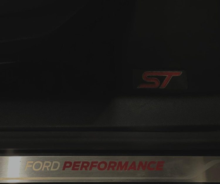 FORD FOCUS  ST 2.3 ECOBOOST 280CH SW 