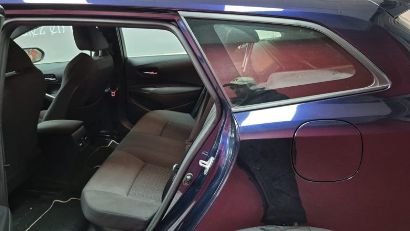 TOYOTA COROLLA TOURING SPORTS 122cv DYNAMIC BUSINESS/1 ERE MAIN/TVA RECUPERABLE