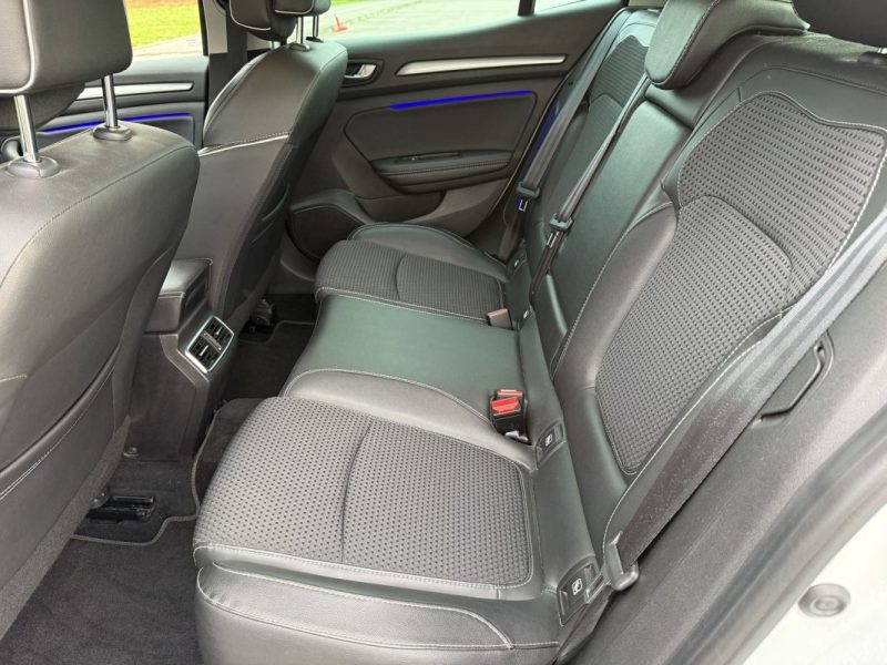 RENAULT MEGANE 1.5 Blue dCi 115ch EDC Intens Bose