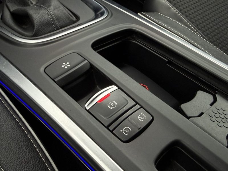 RENAULT MEGANE 1.5 Blue dCi 115ch EDC Intens Bose