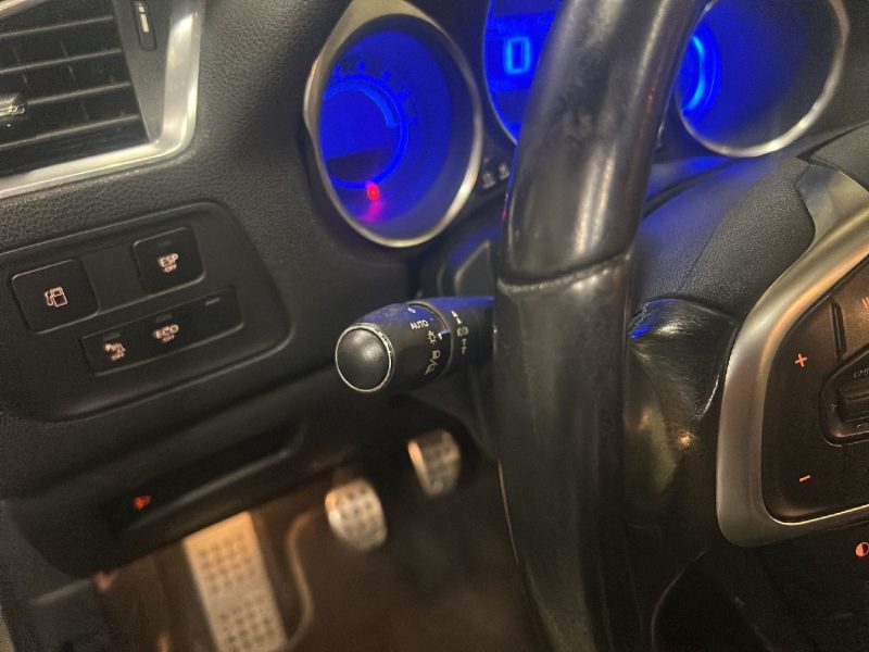 CITROEN DS4 1.6 HDI *FINITION HAUT DE GAMME*.