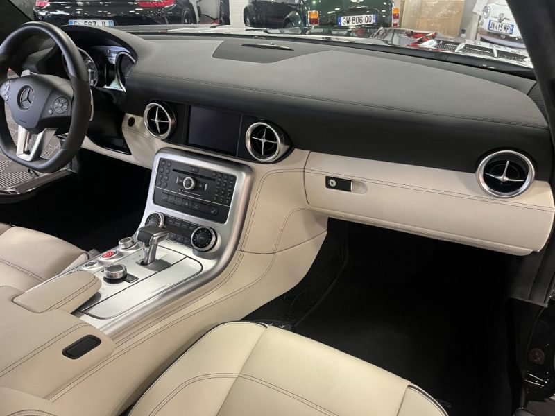 MERCEDES-AMG SLS AMG  2010