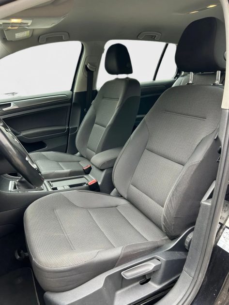 VOLKSWAGEN GOLF 1.0 TSI 110 BlueMotion 