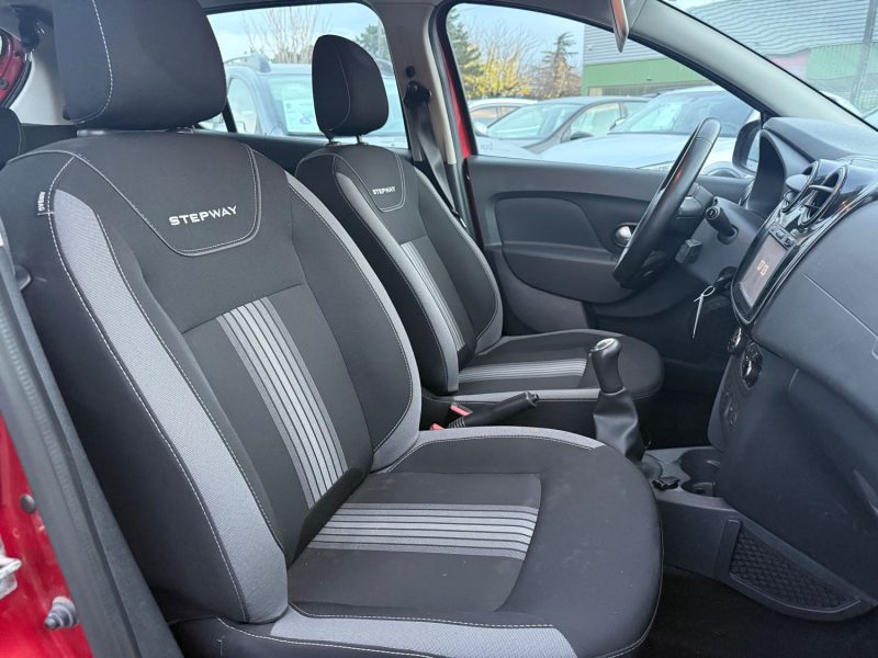 DACIA SANDERO STEPWAY 0.9 TCE 90CH PRESTIGE GARANTIE 1ERE MAIN 
