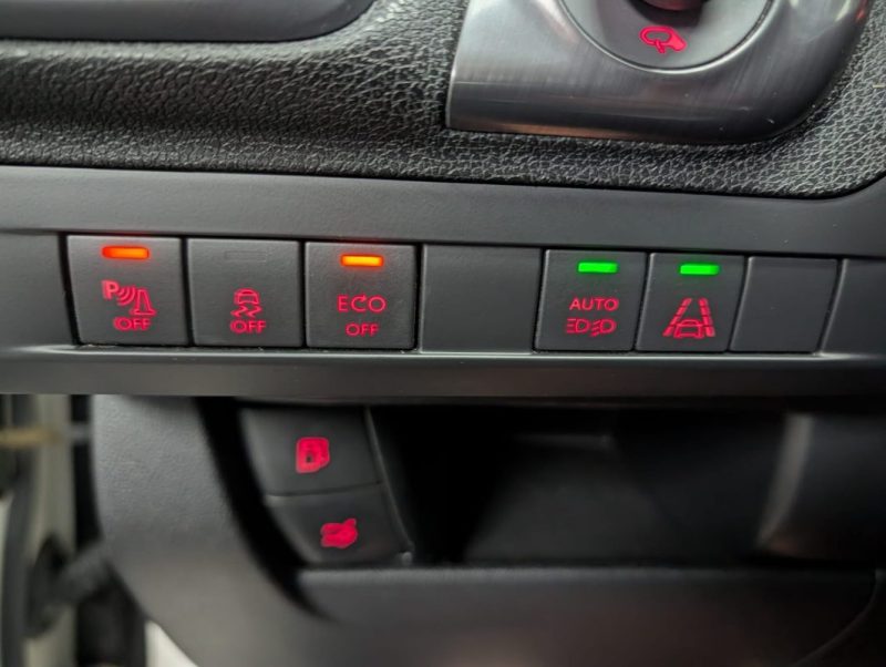 CITROEN DS5 Hybrid4 200cv Sport Chic BMP6