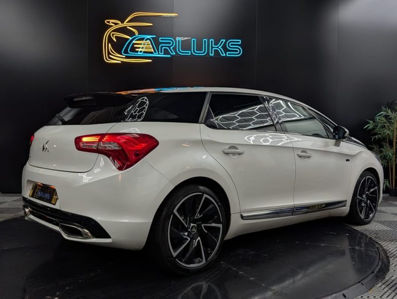 CITROEN DS5 Hybrid4 200cv Sport Chic BMP6