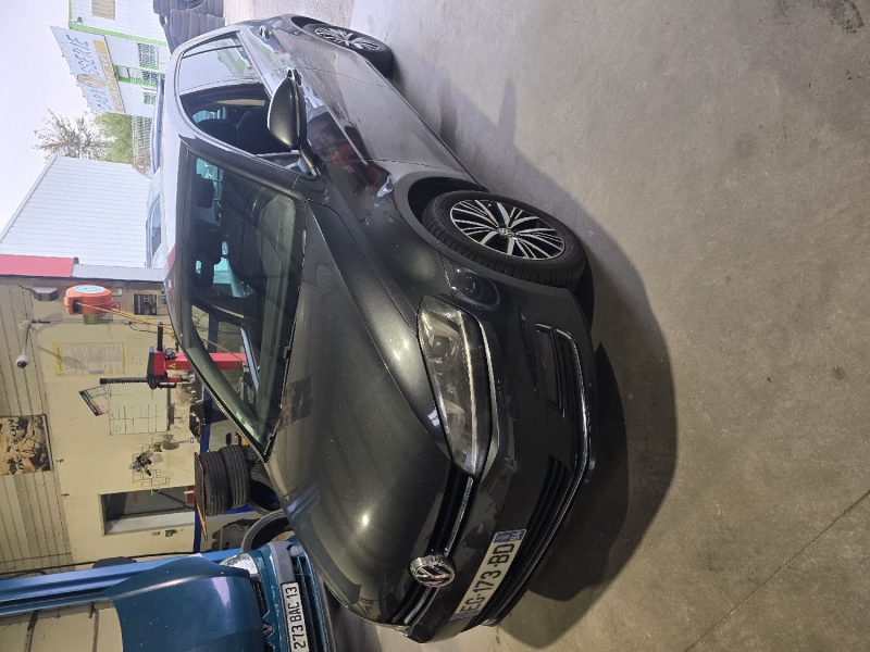 VOLKSWAGEN GOLF VII 1.6 TDI 110CH BLUEMOTION TECHNOLOGY FAP CONFORTLINE BUSINESS DSG7 5P 2016