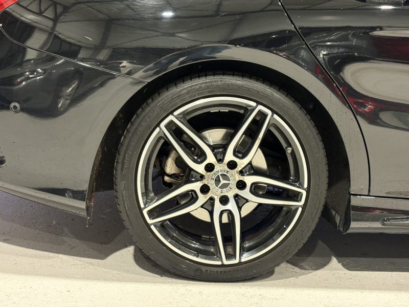 Mercedes CLA 200D 136ch - AMG line - Boite automatique - cuir biton - full option 