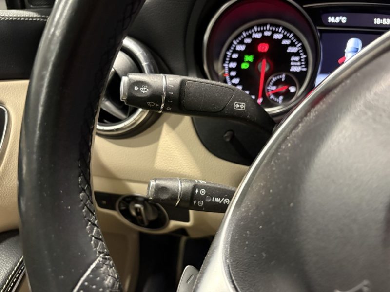 Mercedes CLA 200D 136ch - AMG line - Boite automatique - cuir biton - full option 