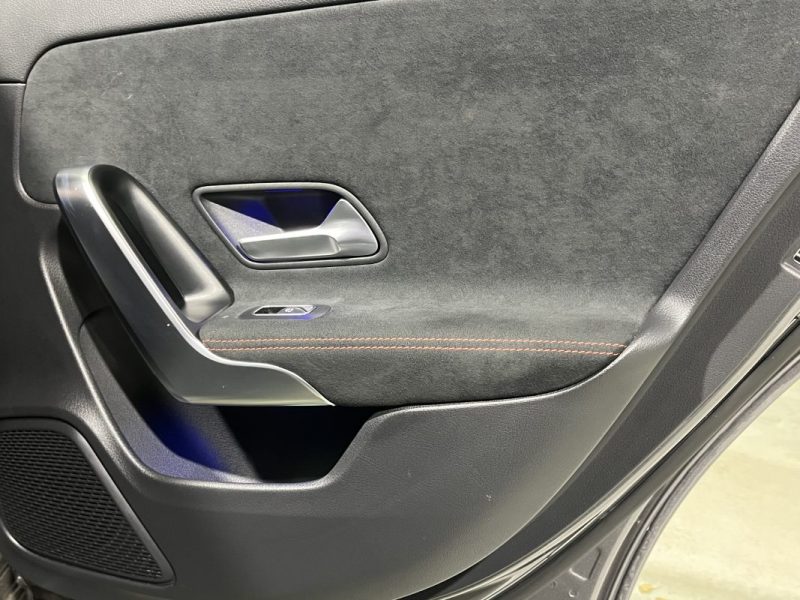 MERCEDES CLASSE A 250E AMG LINE HYBRIDE RECHARGEABLE TOIT OUVRANT