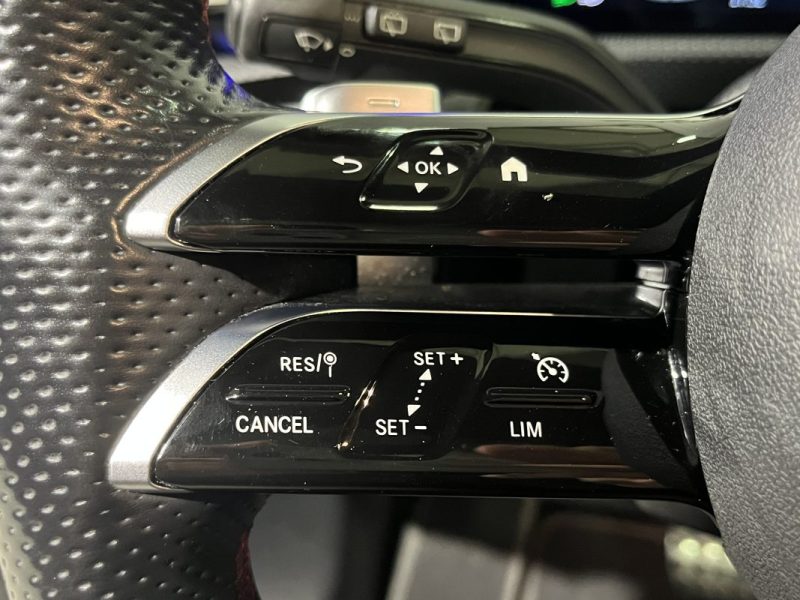 MERCEDES CLASSE A 250E AMG LINE HYBRIDE RECHARGEABLE TOIT OUVRANT