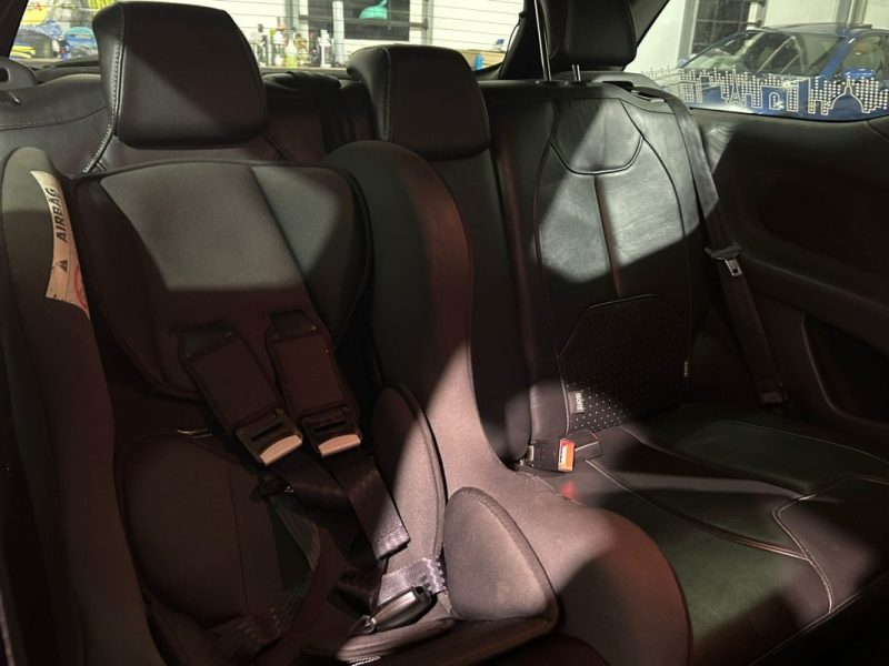 CITROEN DS3 PURETECH 110CH SO IRRÉSISTIBLE 2015